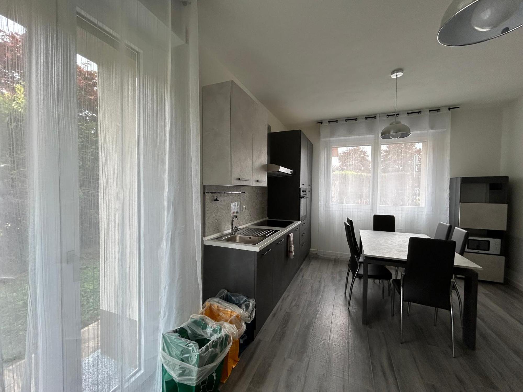 Treviolo - Immobili E Soluzioni Rent Apartment Luaran gambar