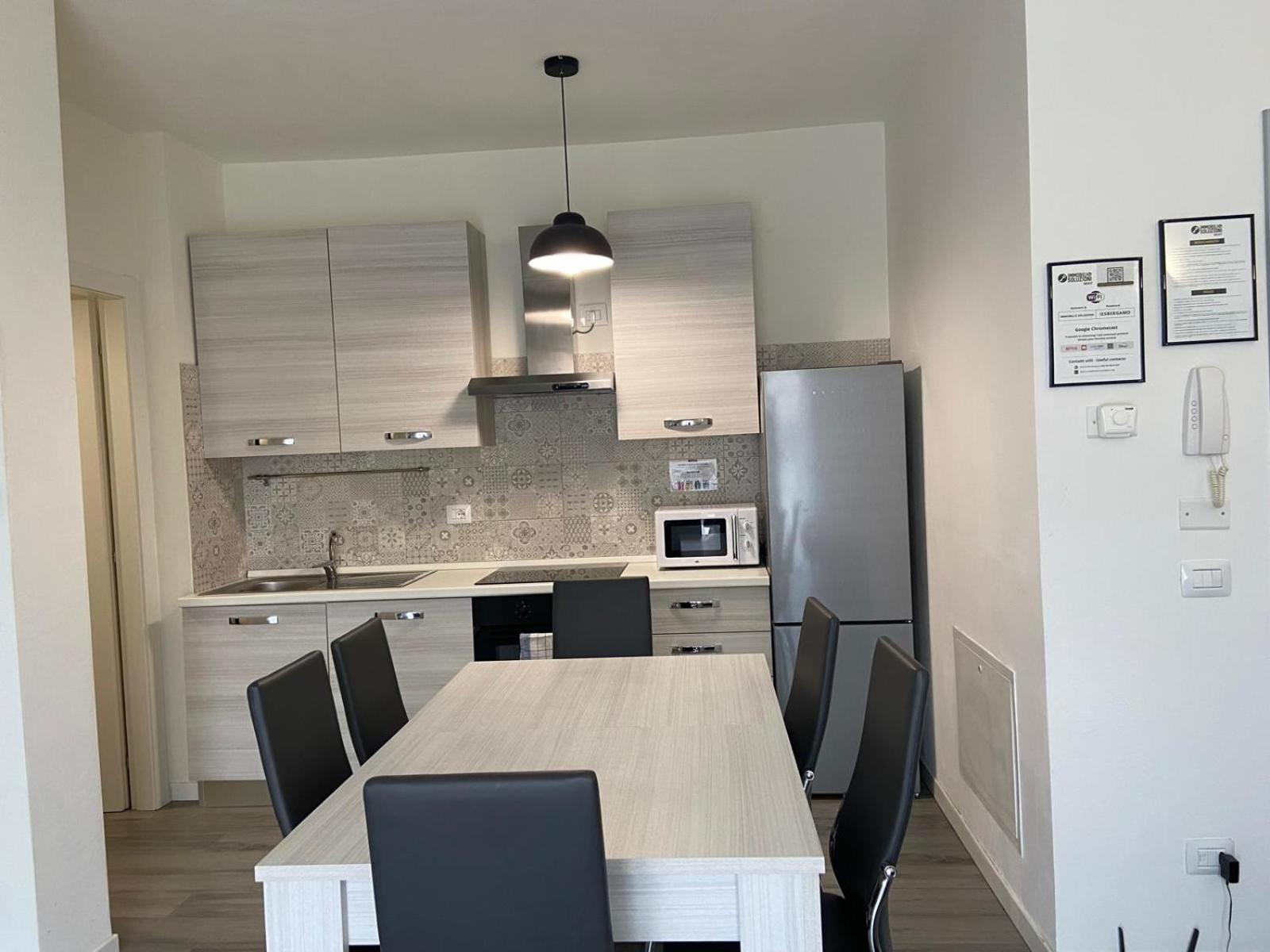 Treviolo - Immobili E Soluzioni Rent Apartment Luaran gambar